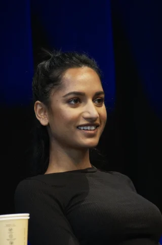 Amita Suman height profile photo