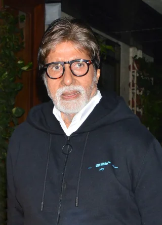 Amitabh Bachchan height profile photo