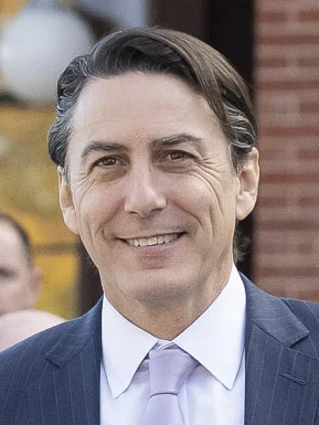 Amos Hochstein height profile photo