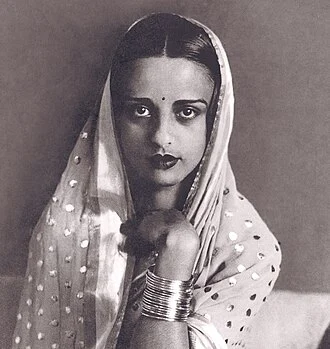 Amrita Sher-Gil height profile photo