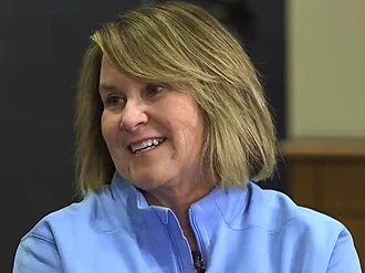 Amy Adams Strunk height profile photo
