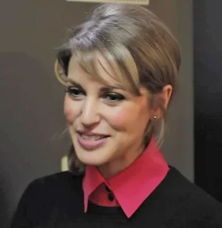Amy Huberman height profile photo
