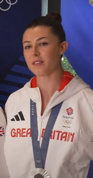 Amy Hunt height profile photo