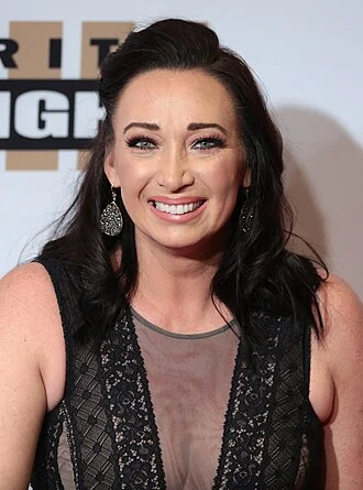 Amy Van Dyken height profile photo