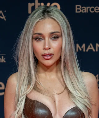 Ana Mena height profile photo
