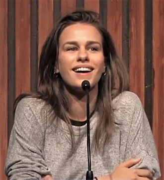 Ana Nogueira height profile photo