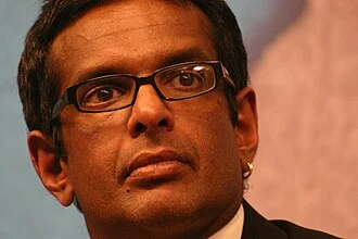 Anand Menon height profile photo
