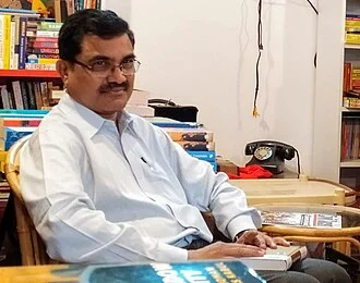 Anand Teltumbde height profile photo