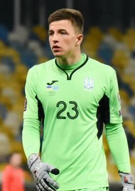 Anatoliy Trubin height profile photo