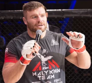 Anatoly Malykhin height profile photo
