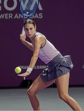 Anca Todoni height profile photo