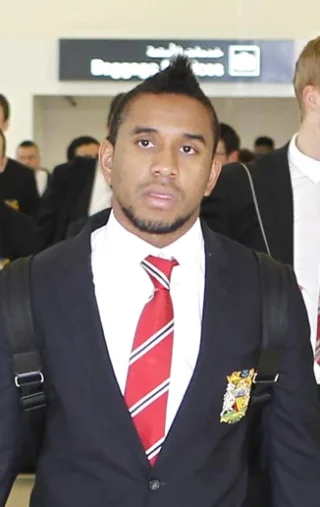 Anderson (footballer, born 1988) height profile photo
