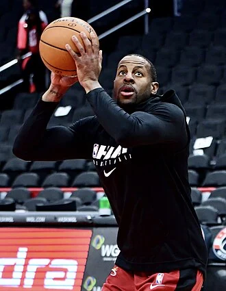 Andre Iguodala height profile photo