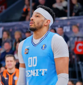 André Roberson height profile photo