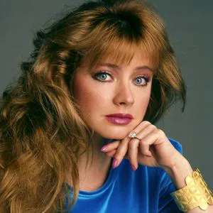 Andrea Evans height profile photo