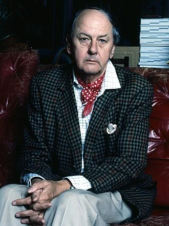 Andrew Cavendish, 11th Duke of Devonshire height profile photo