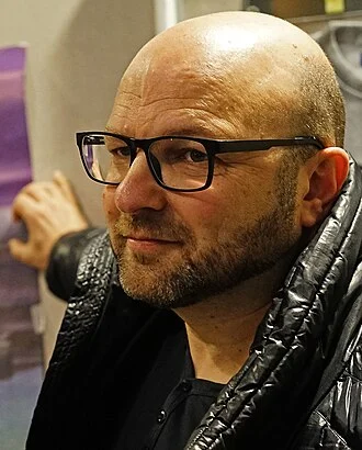 Andrew Feinstein height profile photo
