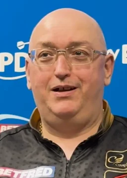 Andrew Gilding height profile photo