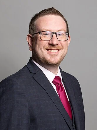 Andrew Gwynne height profile photo