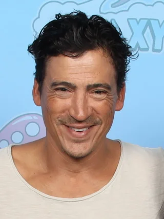 Andrew Keegan height profile photo