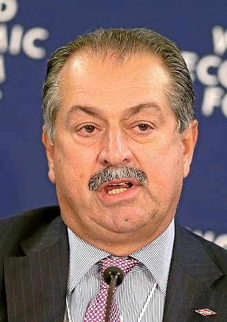 Andrew Liveris height profile photo