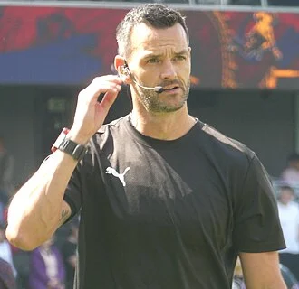 Andrew Madley height profile photo