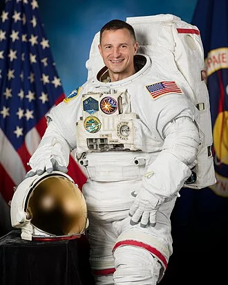 Andrew R. Morgan height profile photo