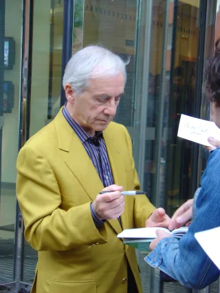 Andrew Sachs height profile photo