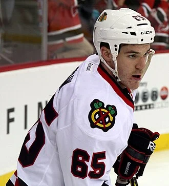 Andrew Shaw (ice hockey) height profile photo
