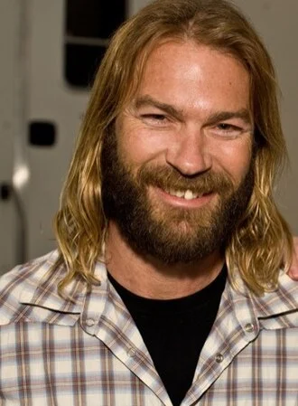 Andrew Wilson (actor) height profile photo