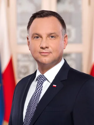 Andrzej Duda height profile photo