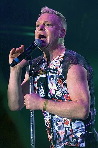 Andy Bell (singer) height profile photo