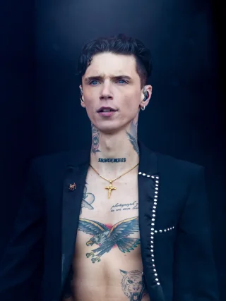 Andy Biersack height profile photo