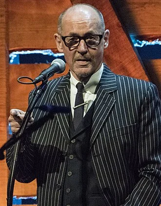 Andy Fairweather Low height profile photo