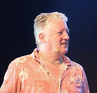Andy Smart height profile photo
