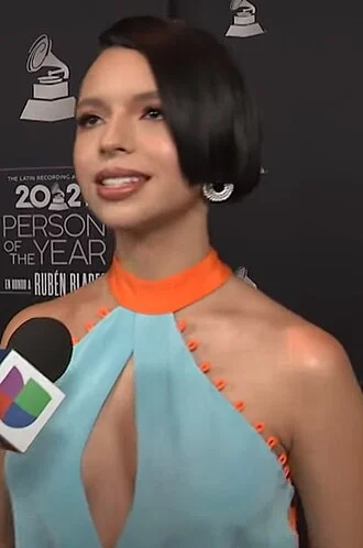 Ángela Aguilar height profile photo