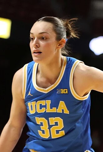 Angela Dugalić height profile photo