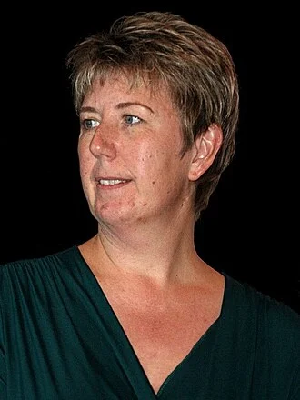Angela Smith (South Yorkshire politician) height profile photo