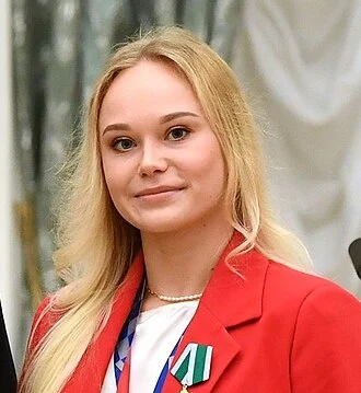 Angelina Melnikova height profile photo