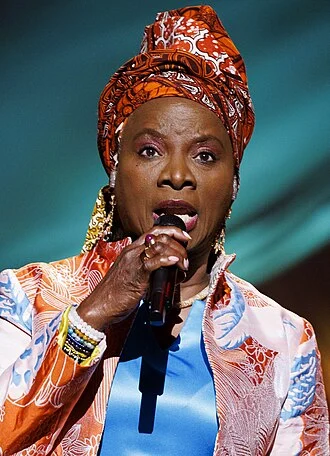 Angélique Kidjo height profile photo