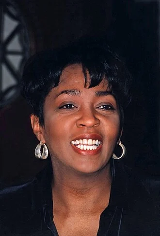 Anita Baker height profile photo