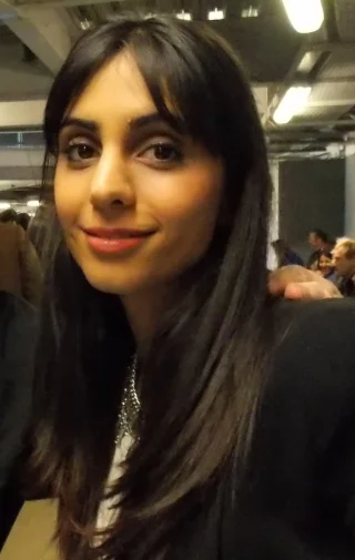 Anjli Mohindra height profile photo