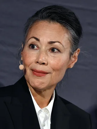Ann Curry height profile photo