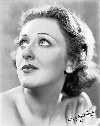 Ann Dvorak height profile photo