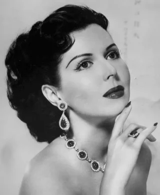 Ann Miller height profile photo