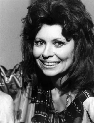 Ann Wedgeworth height profile photo
