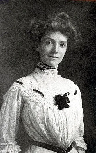 Anna B. Eckstein height profile photo