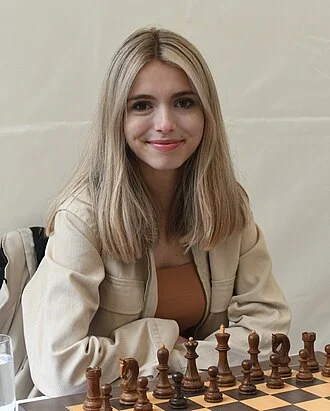 Anna Cramling height profile photo