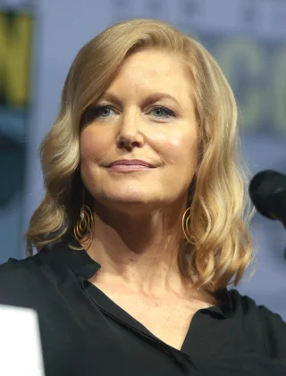 Anna Gunn height profile photo