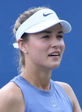 Anna Kalinskaya height profile photo
